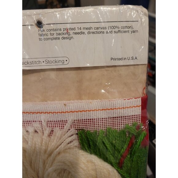 1987 Bernat Quickstitch Stocking"Ma In Her Kerchief" W08582 Needlepoint 9x18 NOS - Picture 5 of 6